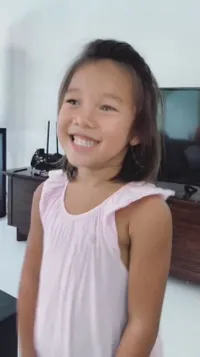 Jennifer Bachdim Bagikan Potret Masa Kecil Si Sulung Kiyomi, Kini Sudah 14 Tahun