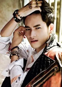 Jirayu Kao, Aktor Thailand Yang Super Tampan Bak Pria Korea