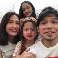 Jodoh Nggak Kemana, 5 Selebriti Tanah Air Ini Menikah Dengan Idolanya Sendiri