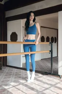 Jun Ji Hyun Pamer Body Goals, Bikin Lupa Sudah Kepala Empat