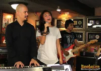 Jelang Konser - Suasana Latihan Agnes Monica dan Ahmad Dhani