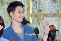 Jo In Seong dan Han Hyo Joo Serasi di 40 Anniversary of Black Yak