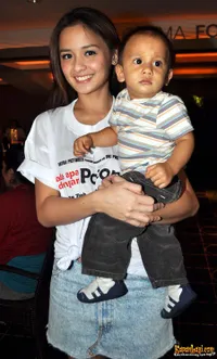 Joanna Alexandra di Planet Hollywood