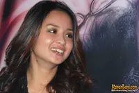 Joanna Alexandra Jadi Wanita Hamil di Film Baru