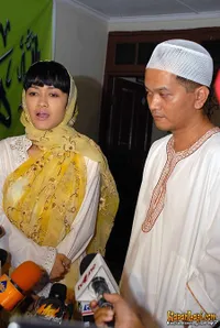 Julia Perez dan Kiki Amalia
