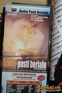 Jumpers Konser Badai Pasti Berlalu