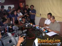 Jumpers Taufik Hidayat