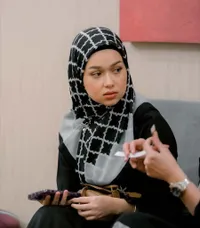 Kasus Video Syur Belum Selesai, 8 Potret Rebecca Klopper Tampil Adem Kenakan Hijab dan Ikut Kajian