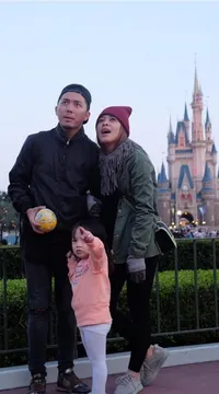 Ke Gunung Fuji - Main di Disneyland, Liburan Keluarga Omesh Seru!