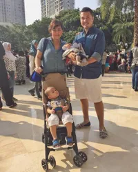 Keakraban Duo Bayi Laki-Laki Sissy Priscillia, Unyu Menggemaskan!