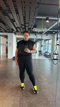 Kekar Berotot Jadi Resolusi Tahun 2024, 10 Potret Ivan Gunawan yang Kini Rajin Nge-gym - Netizen Nantikan Transformasi Sang Mega Bintang