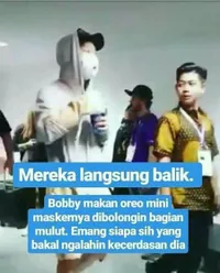 Kelakuan Unik Member iKON, Selfie 4 Hape - Charger Jadi Kalung
