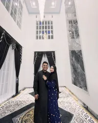 Keluarga Harmonis! Potret Romantis Ega Noviantika dan Rafly DA - Main Film Bareng hingga Naik Moge