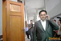 Kembali Jalani Sidang, Farhat Abbas Dapat Dukungan Dari Tim Ahli?