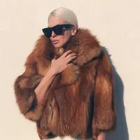 Kenali Jelena Karleusa, Wanita Yang Jadi Kiblat Fashion Kim K