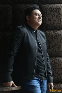 Kenali Nanda Persada, Manajer Artis Yang Bawa Venna Melinda Cetar