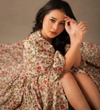 Kenang Pengalaman Horor Masa Lalu, Sederet Potret Apartemen Berhantu Tempat Tinggal Mutia Ayu di Colombia - Ketukan Tengah Malam Hingga Penampakan Bayangan Hitam