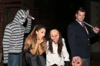 Keseruan Seleb Hollywood Saat Halloween, Ada yang Bikin Ngakak!