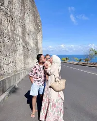 Kesha Ratuliu Ajak Suami dan Bayi Lucunya Liburan Seru ke Bali, Pamer Foto Romantis Bikin Baper!