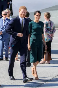 Kilas Balik Pertunangan Prince Harry dan Meghan Markle 6 Tahun Lalu, Ternyata Sempat Ragu karena Jawaban Queen Elizabeth!