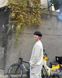 Kim Seon Ho Tinggalkan Salt Entertainment Setelah 6 Tahun, Gabung High Zium Studio yang Naungi Kim Ji Won