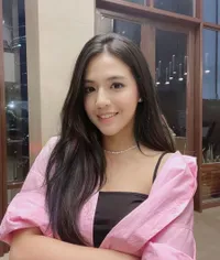 Kini Berstatus Janda, Ini 8 Potret DJ Una Makin Cantik dan Hot Mom Abis - Miliki Pesona Bak Gadis ABG