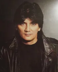 Kini Jadi Mualaf, 8 Potret Terbaru Aktor Laga Senior George Rudy - Dapat Hidayah Usai Peragakan Salat di Film