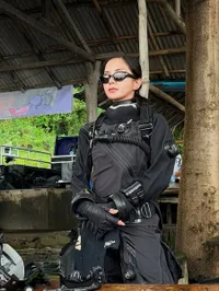 Kirana Larasati Ungkap Ketegangan Bawa 5 Tabung Gas di Kedalaman Laut