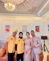 Kiwil dan Venti Figianti Kunjungi Rumah Mewah Eva Belisima di Pontianak, Netizen: Bunda Rohimah Mana?