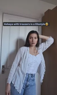 Koleksi Gaya Hannah Al Rashid Saat Memakai Kebaya dengan Celana, Bisa Buat Liburan Sampai Hangout ke Mal