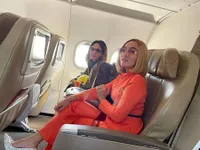 Kompak Bak Kakak Adik! 11 Potret Dewi Perssik dan Indah Sari yang Dikabarkan Dekat dengan Saipul Jamil - Momen 'Double Date' Jadi Sorotan