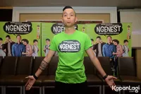 Kompak Hijau! Bukannya 'NGENEST' Mereka Malah Gembira Bersama