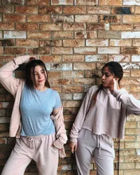 Kompaknya Valerie Thomas & Shaloom Saat Olahraga, Stylish Abis!