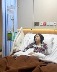 Kronologi Kesehatan Farida Nurhan Drop: Pelajaran Dampak Hujatan Netizen pada Mental Kreator