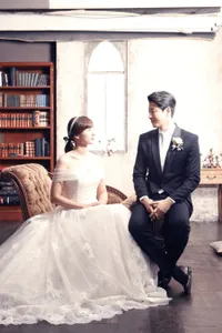 Kronologi Pacaran Kilat Lee Dong Gun - Jo Yoon Hee Sampai Menikah