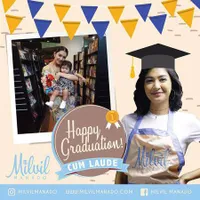 Kuliah Sambil Kerja, Mikha Tambayong Berhasil Lulus 3 Tahun!