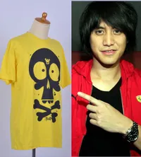 Kaos Keren Milik Kevin Aprilio Ini Bisa Jadi Milikmu