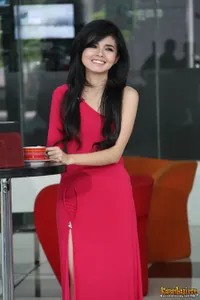 Karina Ranau Di Antara Epy Kusnandar dan Arya Wiguna