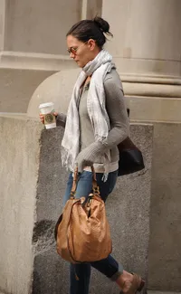 Katie Holmes Syuting di New York