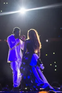 Kemesraan Beyonce dan Jay Z di On The Run Tour - Crazy in Love