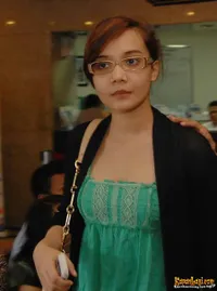 Kerabat Shireen Sungkar di RS Medistra