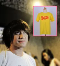 Kevin Aprilio Bagikan T-Shirt Kesayangannya