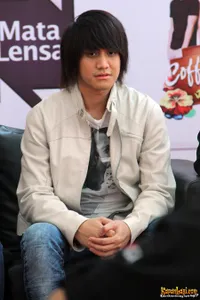 Kevin Aprilio dan Memes Soal Nikah Muda