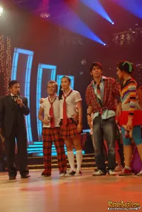 Kinaryosih di Seleb Dance