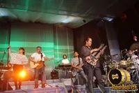 Konser Plastik Iwan Fals Bangkitkan Perasaan Penonton
