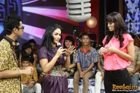 Krisdayanti dan Siti Nurhaliza di Studio Penta