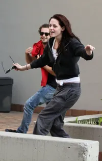 Kristen Stewart dan Michael Angarano