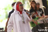 Lady Rocker Renny Djajusman Ingin Ajak Musisi Tobat lewat 'SUJUD'