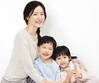 Lama Tak Muncul, Inilah Jang Geum dan Anak Kembarnya Yang Lucu