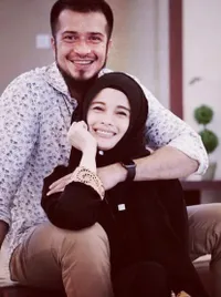 Lama Tak Muncul Pasca Vakum dari Dunia Entertainment, Simak Sederet Penampilan Terbaru Primus Yustisio yang Semakin Religius
